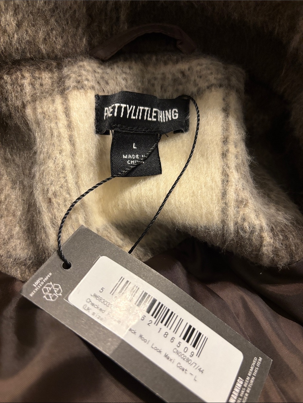 PrettyLittleThing Plaid Funnel Neck Maxi Coat - Picture 8 of 9